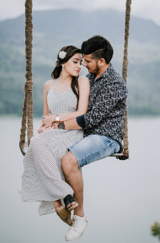 Couple Photoshoot at Bali Swing